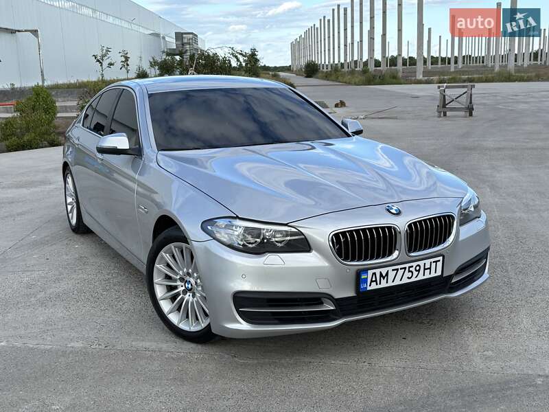 Седан BMW 5 Series 2014 в 