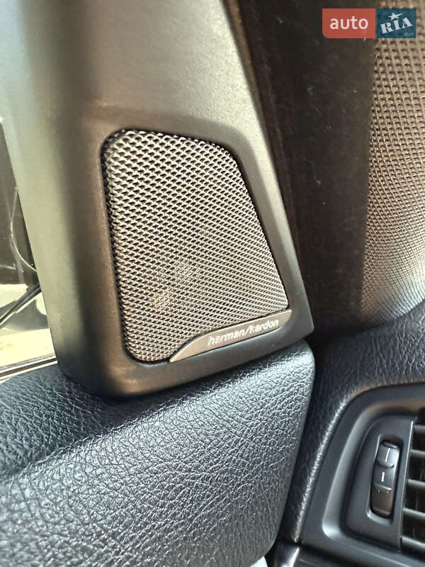 Седан BMW 5 Series 2012 в Дніпрі