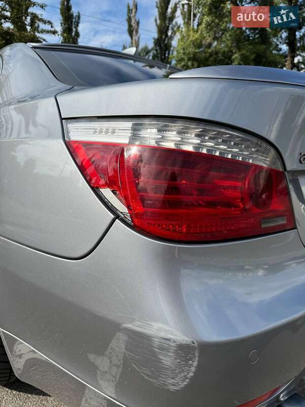 Седан BMW 5 Series 2004 в Киеве