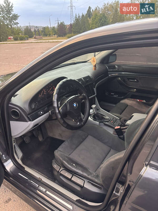 Седан BMW 5 Series 1996 в Кривом Роге