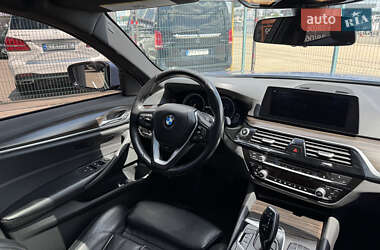 Седан BMW 5 Series 2018 в  фото 48 Седан BMW 5 Series 2018 в