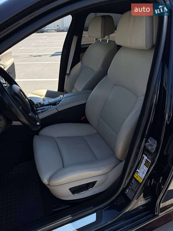 Седан BMW 5 Series 2012 в Киеве