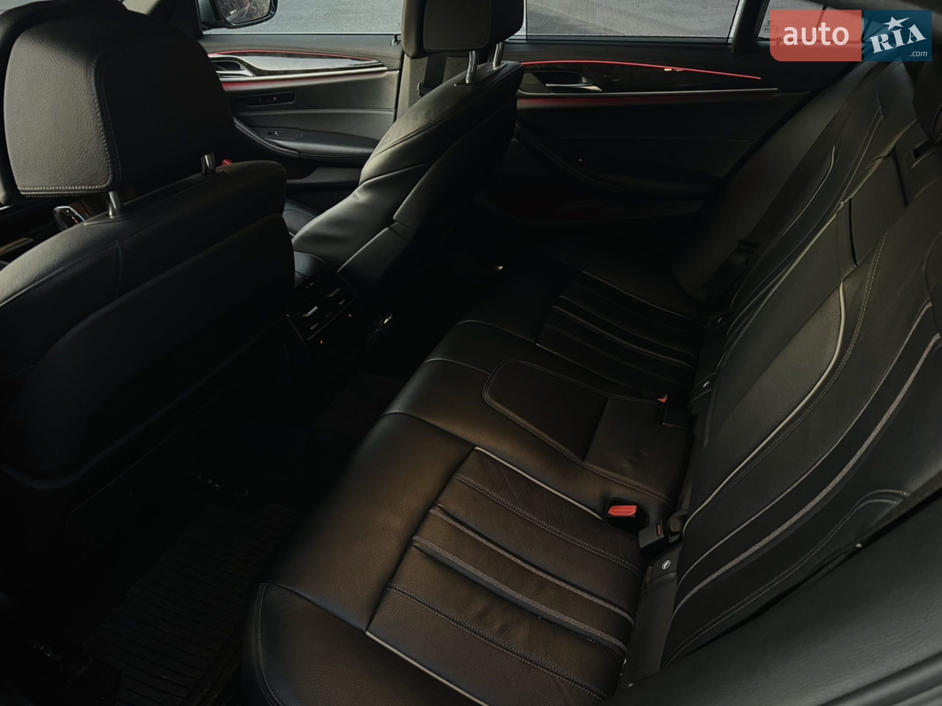 2017 BMW 5er - мініатюра 12