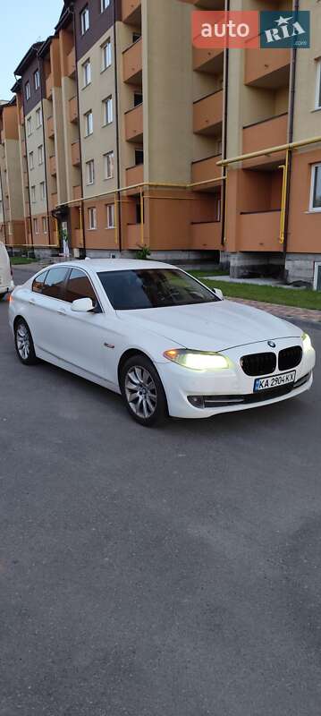 BMW 5 Series 2011 BMW 5 Series 2011