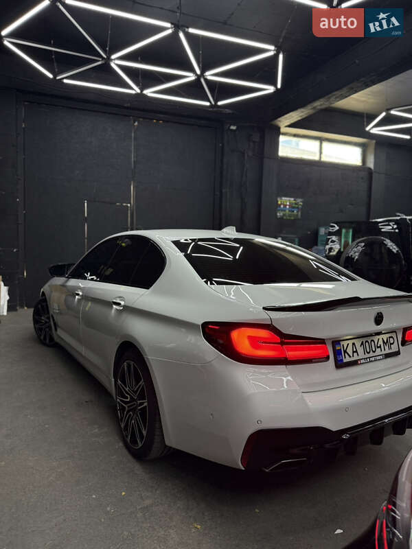 Седан BMW 5 Series 2017 в Києві