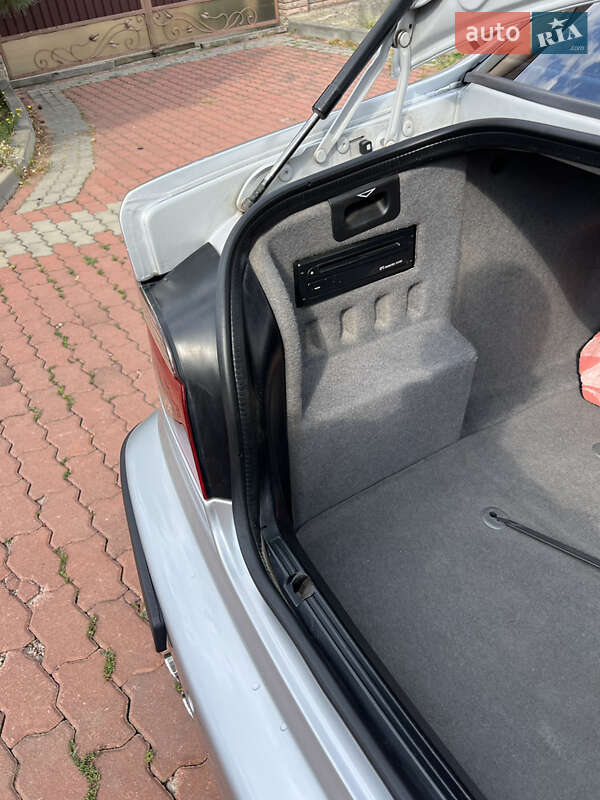 Седан BMW 5 Series 2002 в Чернівцях