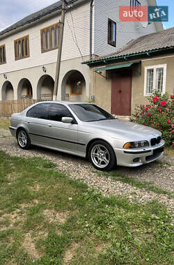 Седан BMW 5 Series 2002 в Черновцах