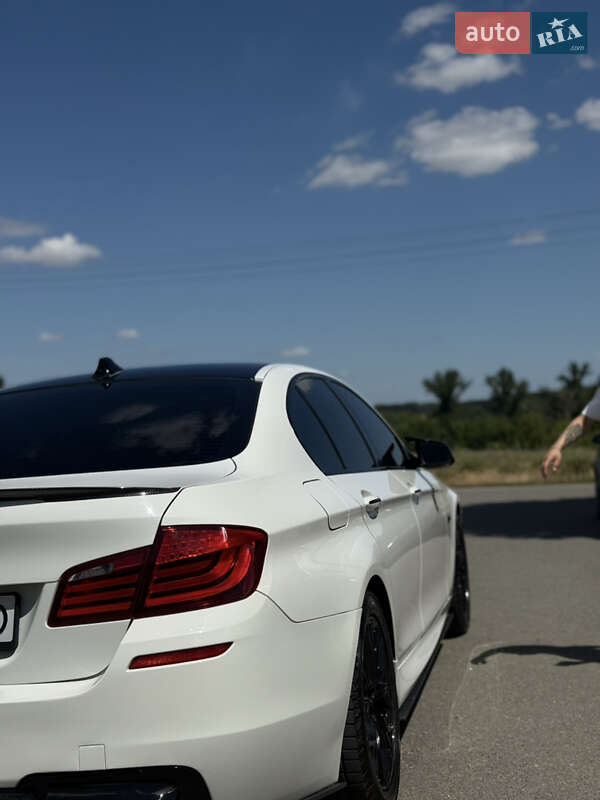 Седан BMW 5 Series 2012 в Киеве фото 24 Седан BMW 5 Series 2012 в Киеве
