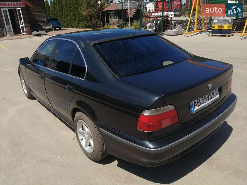 Седан BMW 5 Series 1996 в Виннице