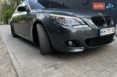 Седан BMW 5 Series 2010 в 