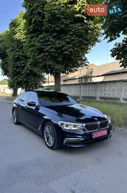 Седан BMW 5 Series 2017 в Львові