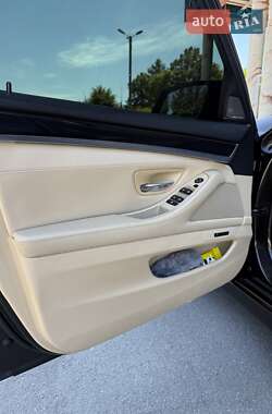 Седан BMW 5 Series 2015 в 