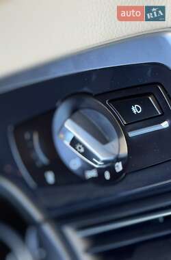 Седан BMW 5 Series 2015 в 