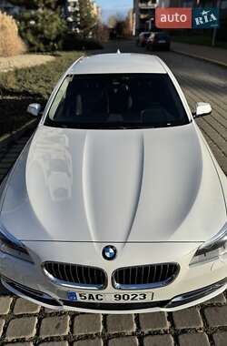 Седан BMW 5 Series 2015 в Ужгороді