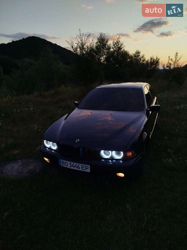 Седан BMW 5 Series 1999 в Бучаче