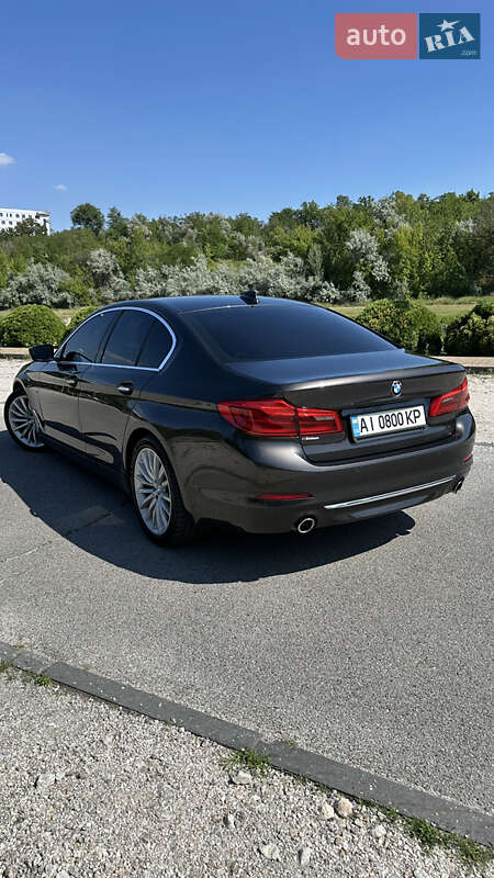 Седан BMW 5 Series 2017 в Дніпрі