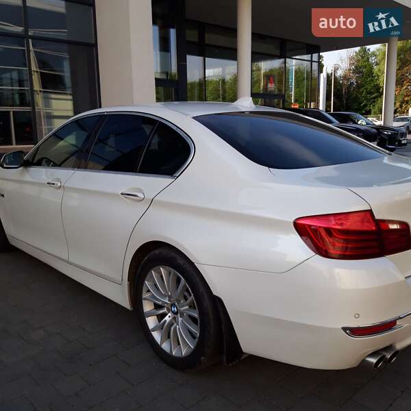 Седан BMW 5 Series 2013 в Калуше