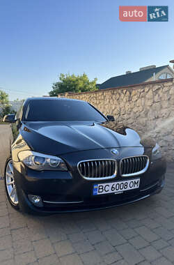 Седан BMW 5 Series 2011 в 