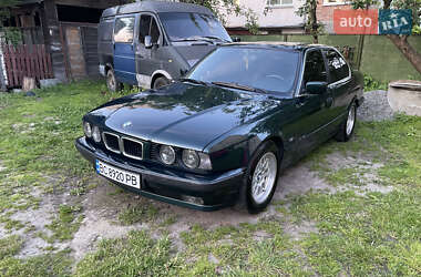 Седан BMW 5 Series 1995 в Жовкве