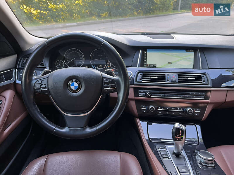 Седан BMW 5 Series 2016 в Києві фото 12 Седан BMW 5 Series 2016 в Києві