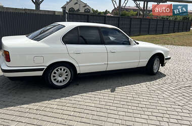 Седан BMW 5 Series 1990 в 