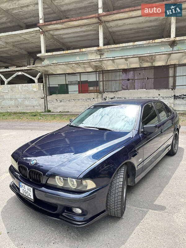 Седан BMW 5 Series 1998 в Харькове