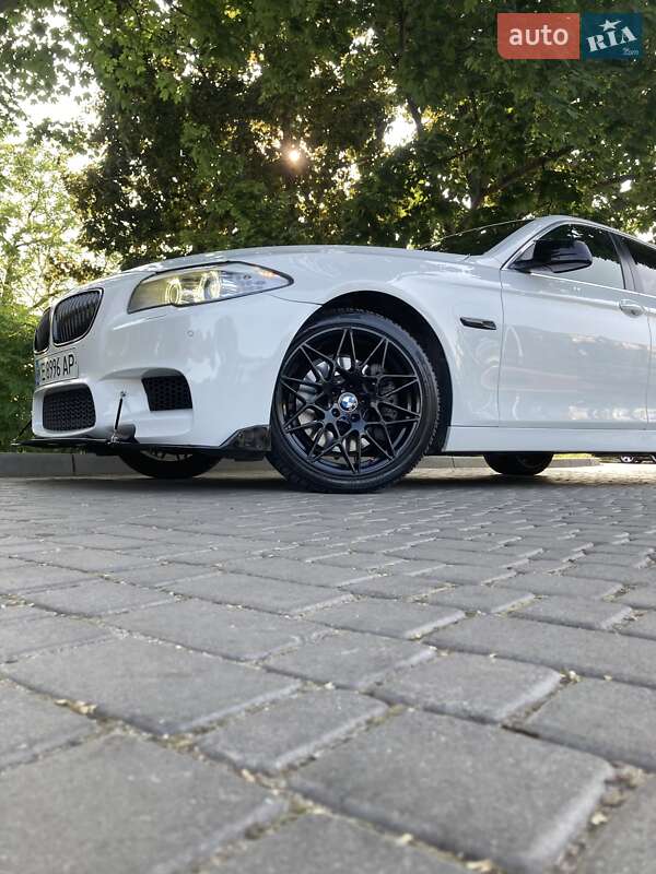 Седан BMW 5 Series 2012 в Каменском