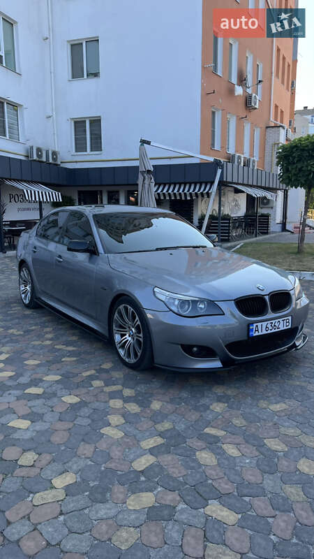 BMW 5 Series 2004
