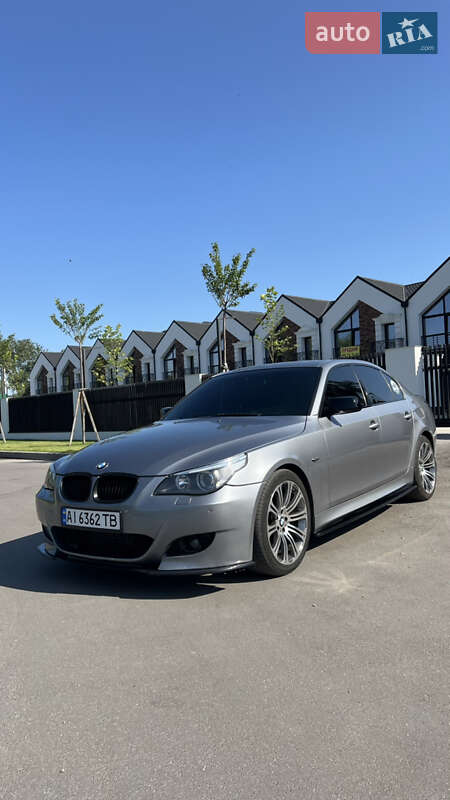 Седан BMW 5 Series 2004 в Белой Церкви