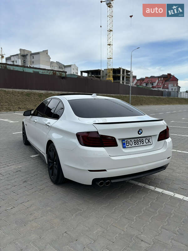 Седан BMW 5 Series 2011 в Тернополі