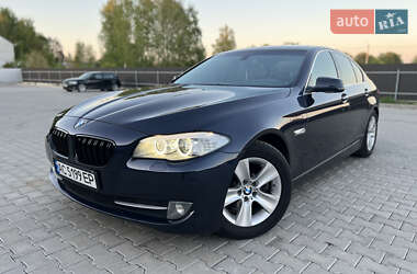 Седан BMW 5 Series 2013 в 