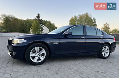 Седан BMW 5 Series 2013 в 