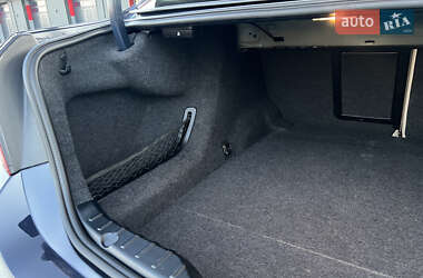 Седан BMW 5 Series 2013 в 