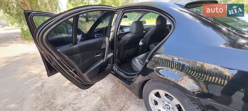 Седан BMW 5 Series 2004 в Киеве фото 18 Седан BMW 5 Series 2004 в Киеве