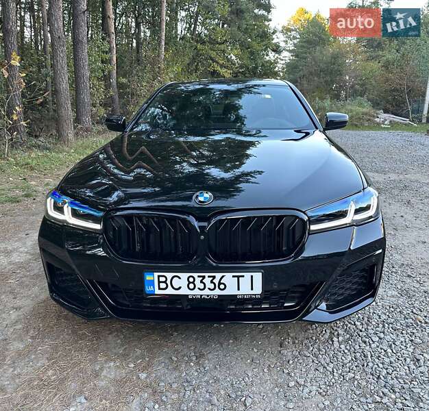 Седан BMW 5 Series 2018 в Львові