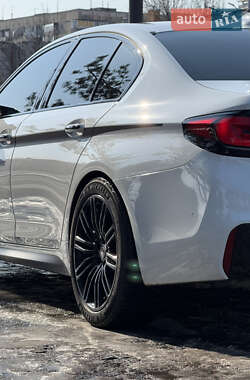 Седан BMW 5 Series 2018 в 