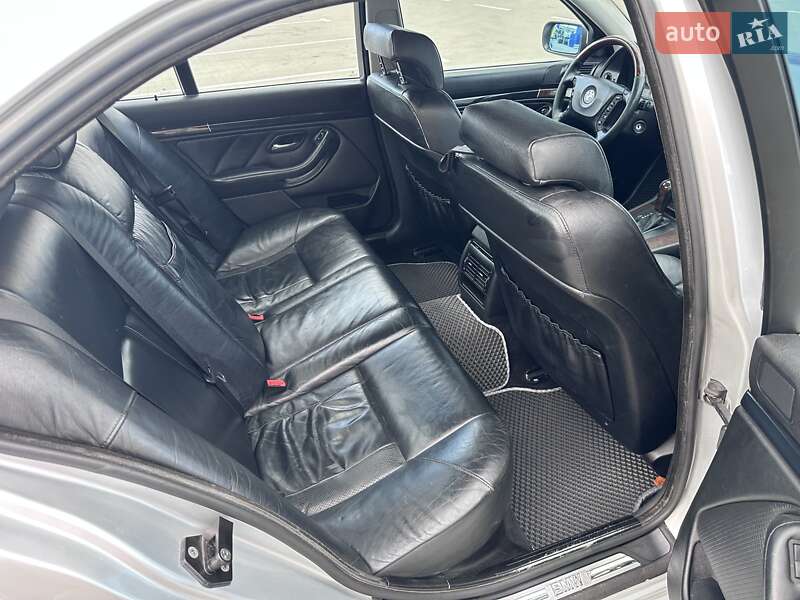 Седан BMW 5 Series 2003 в Боярці