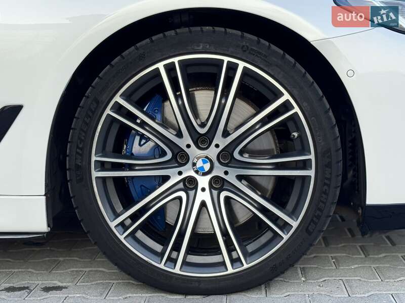 Седан BMW 5 Series 2017 в Тернополе
