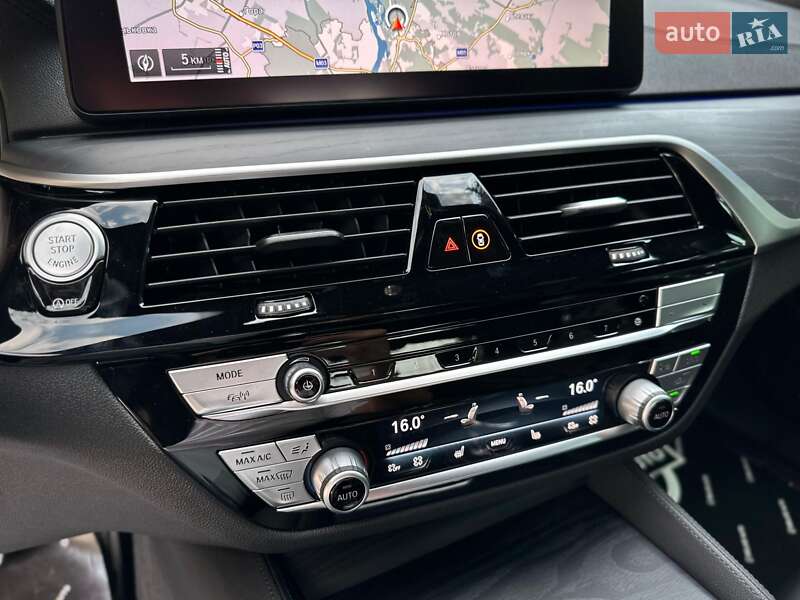 Седан BMW 5 Series 2020 в Києві