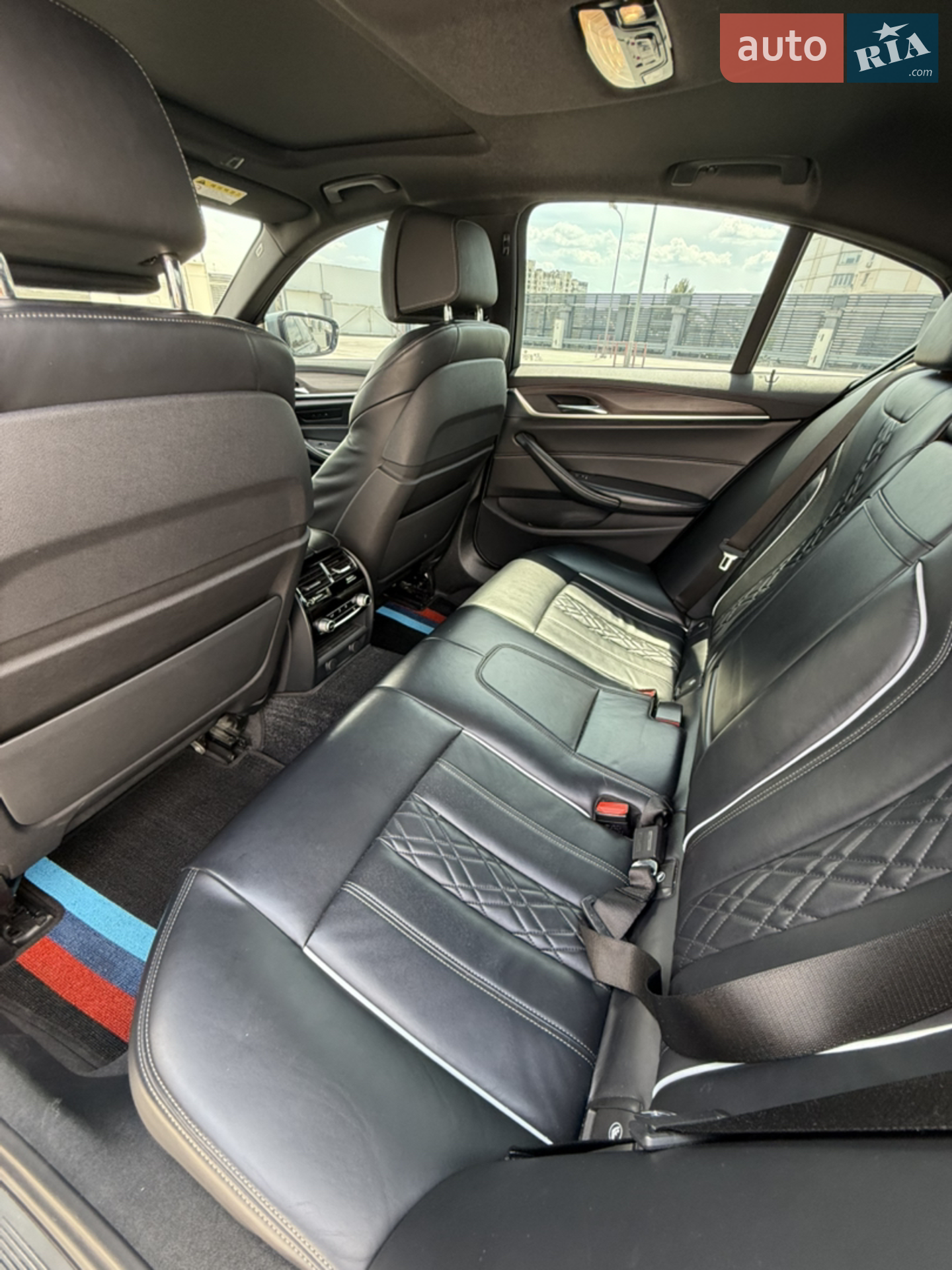 2017 BMW 5er - мініатюра 10