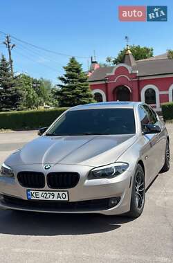 Седан BMW 5 Series 2013 в Кам'янському