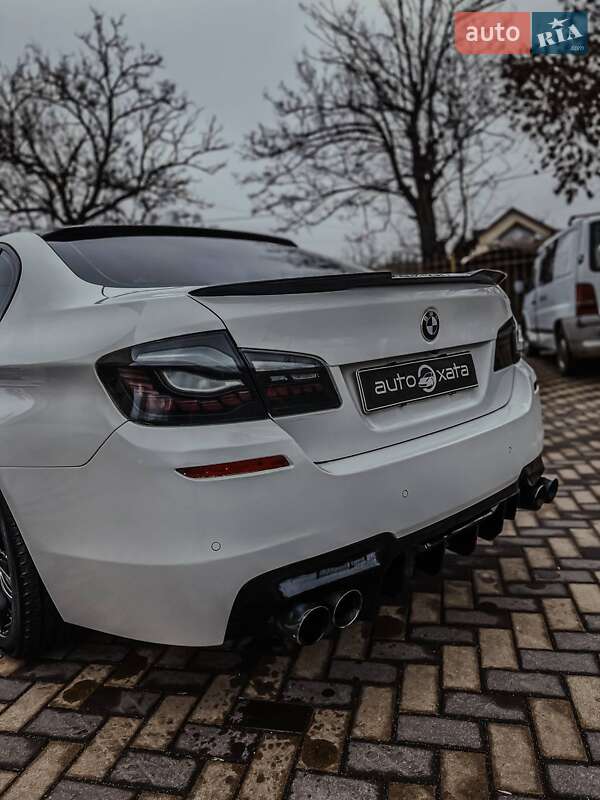 Седан BMW 5 Series 2014 в Николаеве
