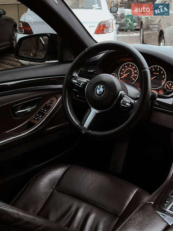 Седан BMW 5 Series 2014 в Николаеве