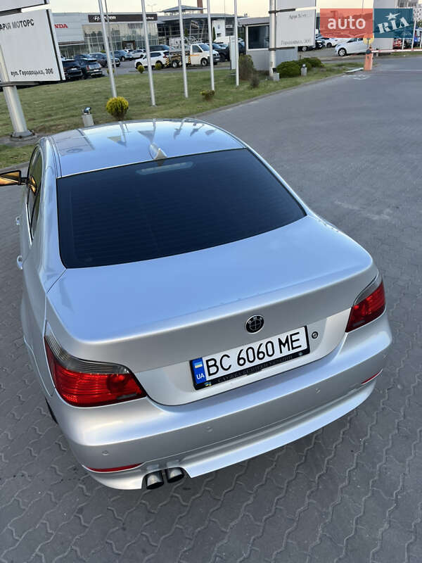 Седан BMW 5 Series 2005 в Львові