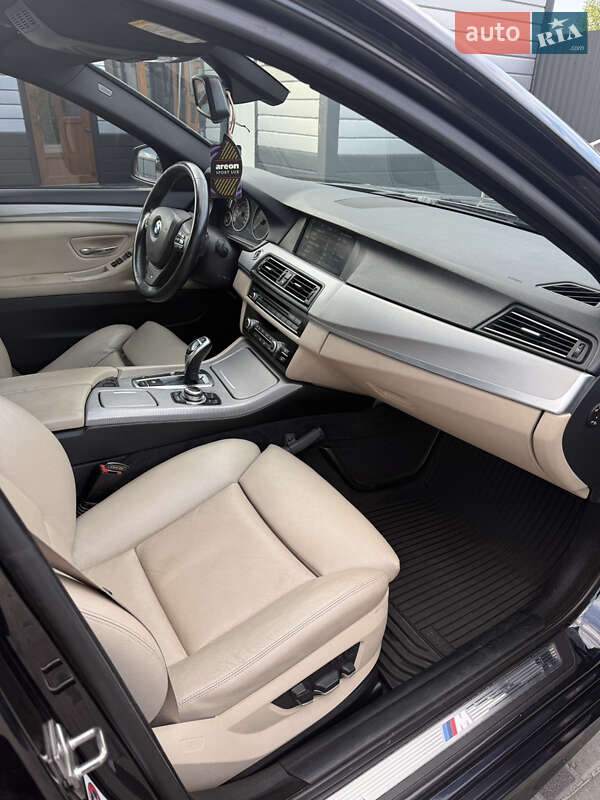 Седан BMW 5 Series 2011 в Дубровиці фото 26 Седан BMW 5 Series 2011 в Дубровиці