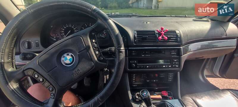 Седан BMW 5 Series 1997 в Дрогобыче