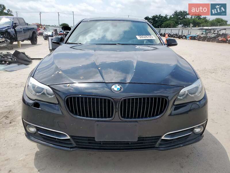 Седан BMW 5 Series 2015 в Кропивницком