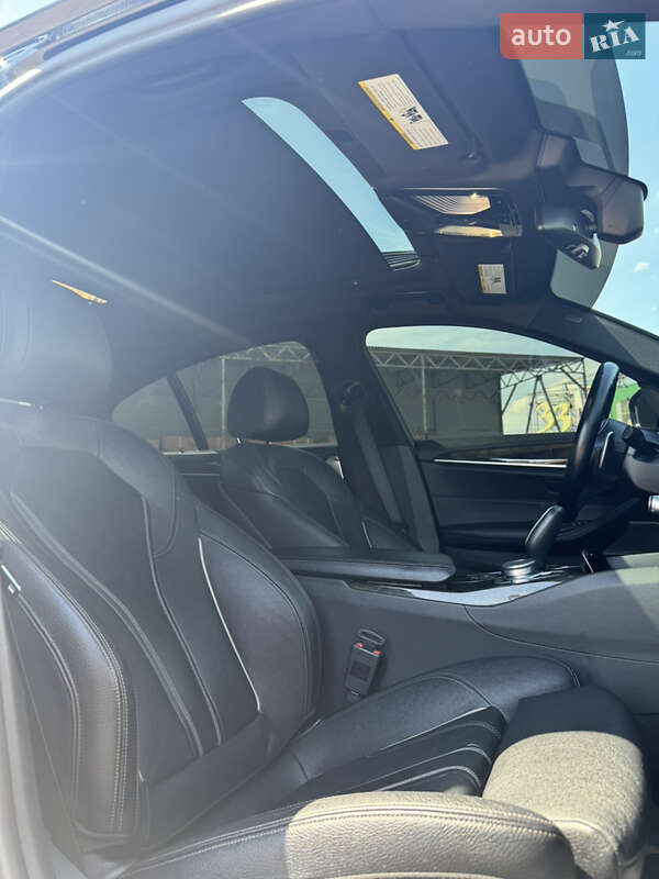 Седан BMW 5 Series 2017 в Миколаєві