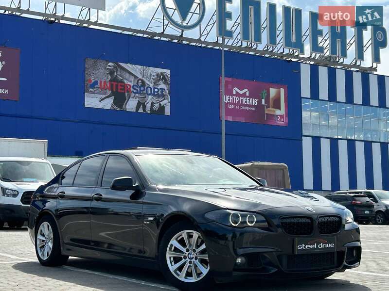 BMW 5 Series 2012
