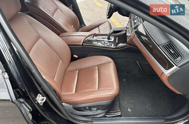 Седан BMW 5 Series 2011 в 